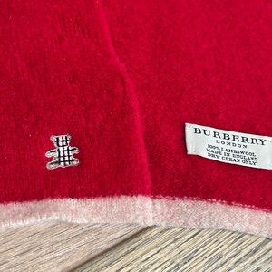 Red Burberry kids scarf very warm